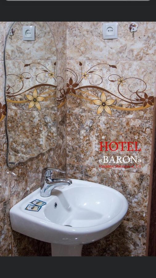 Baron Hotel Vanadzor Exterior foto